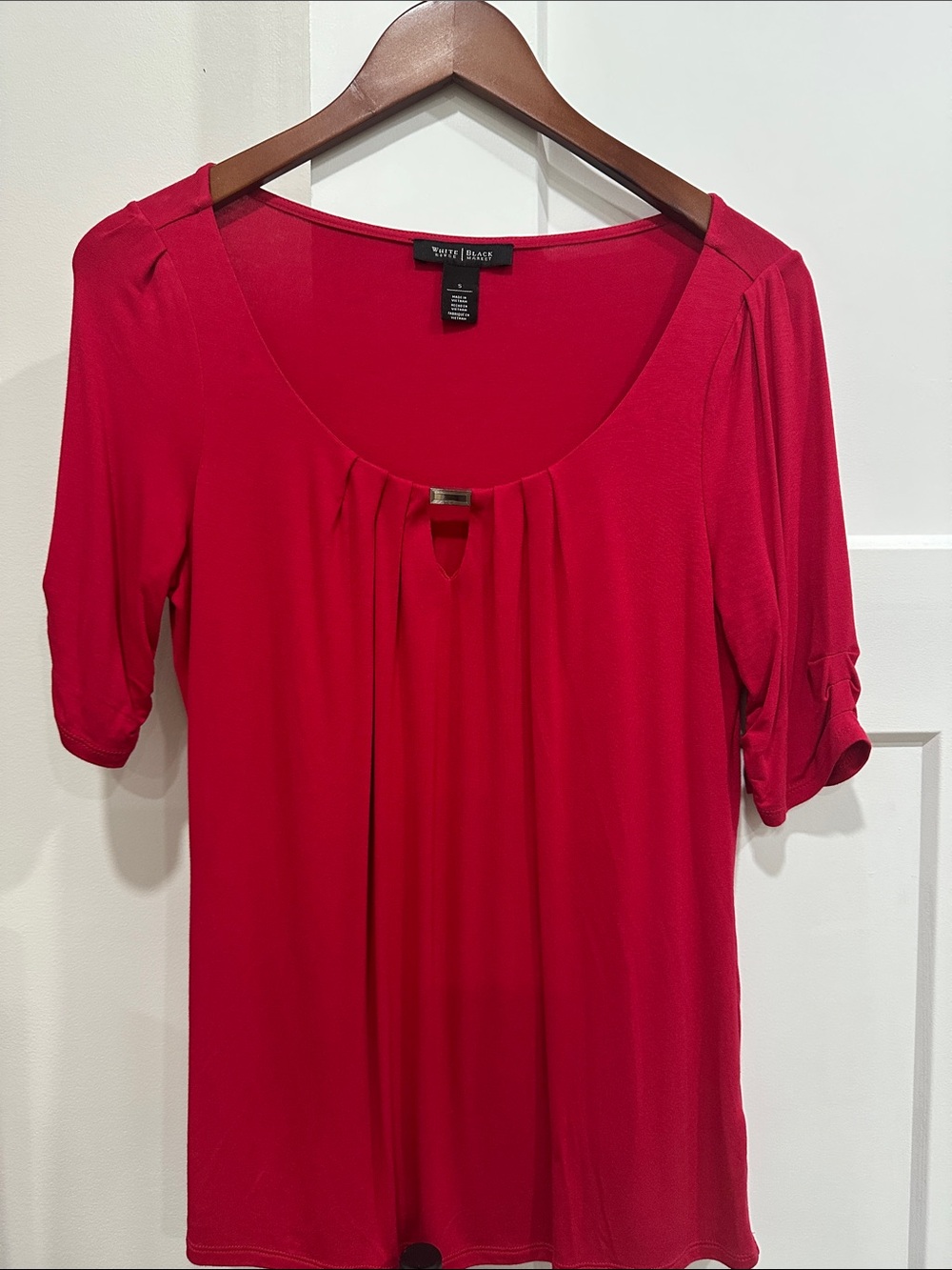 White House Black Market Bright Red Scoop Neck Top with Keyhole